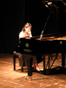 La Pianista Eleonora Em - Vincitrice Assoluta